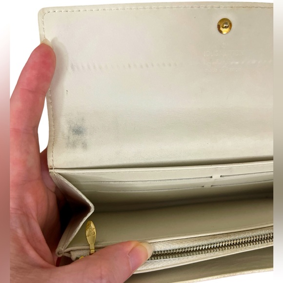 Lemon Cream Louis Vuitton Vernis Snap Wallet with Dusty and Drawer Box with Pull - Picture 8 of 16